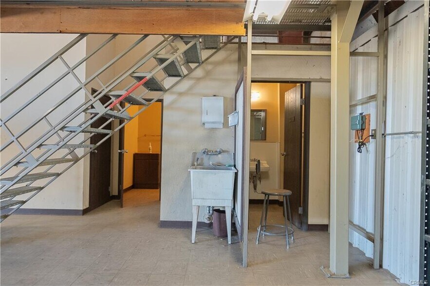 More Photos Of 7146 E Santa Fe Ave, Hesperia Warehouse For Sale