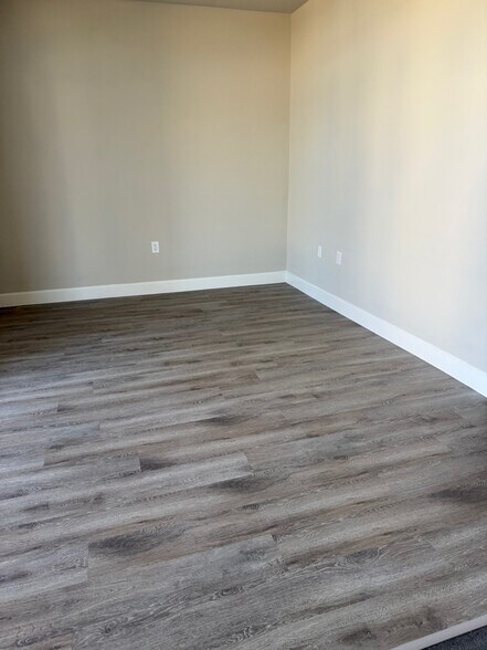 More Photos Of 5501 Cabrera Dr, Sugar Land Unknown For Lease