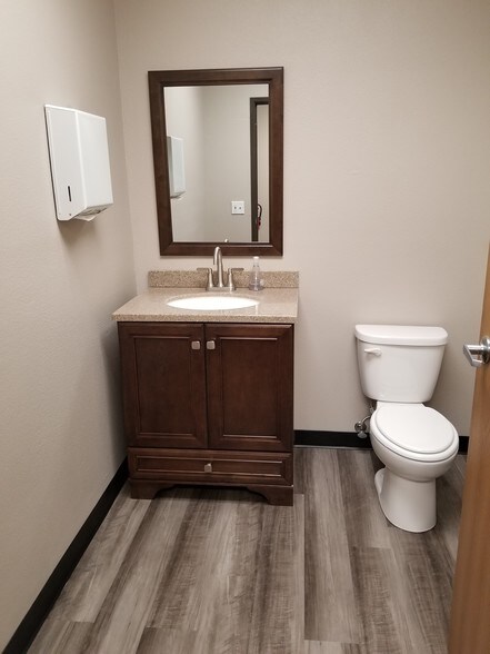 More Photos Of 11027 S Pikes Peak Dr, Parker Office For Lease