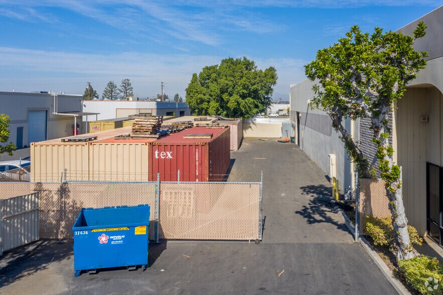 More Photos Of 1170-1172 N Armando St, Anaheim Warehouse For Lease