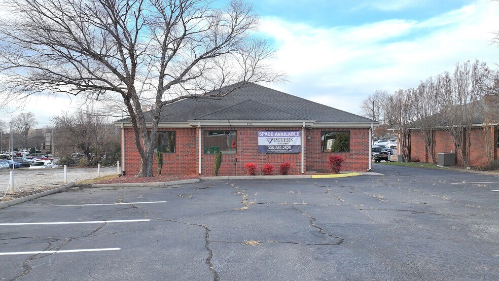 More Photos Of 206 Gatewood Ave, High Point Medical For Lease