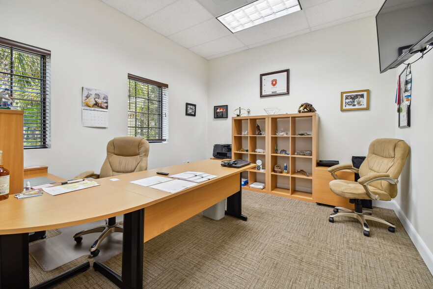 More Photos Of 8258 118th Ave N, Largo Medical For Sale