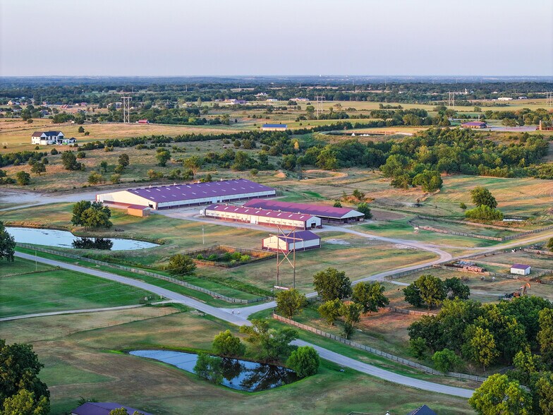 More Photos Of 5871 Roper Rd, Sperry Land For Sale