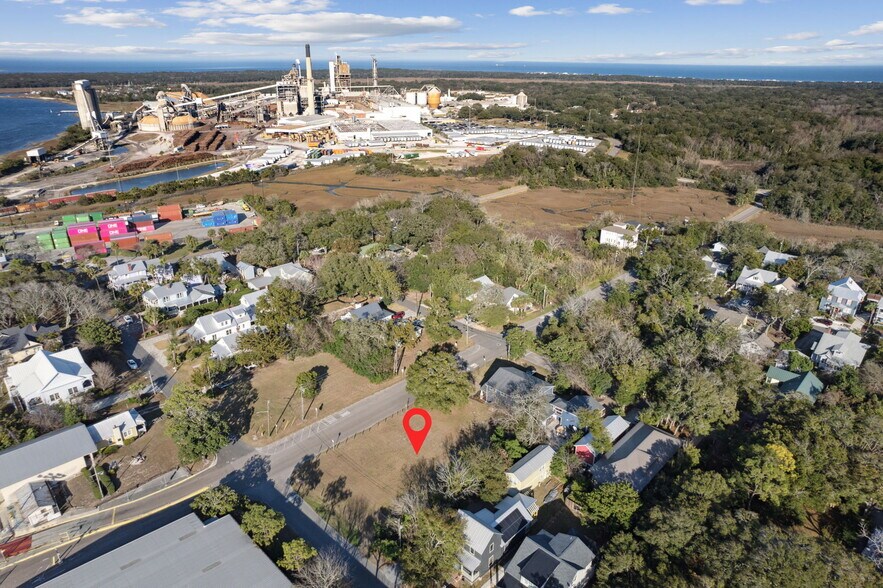 More Photos Of 332 N 3rd St, Fernandina Beach Land For Sale