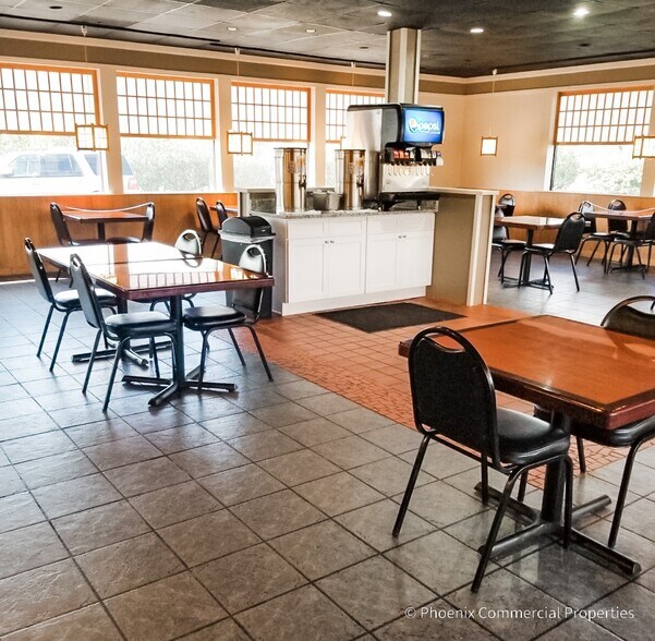 More Photos Of 2610 S Horner Blvd, Sanford Restaurant For Sale