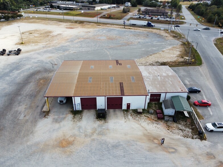 More Photos Of 452 Hyatt St, Gaffney Truck Terminal For Lease