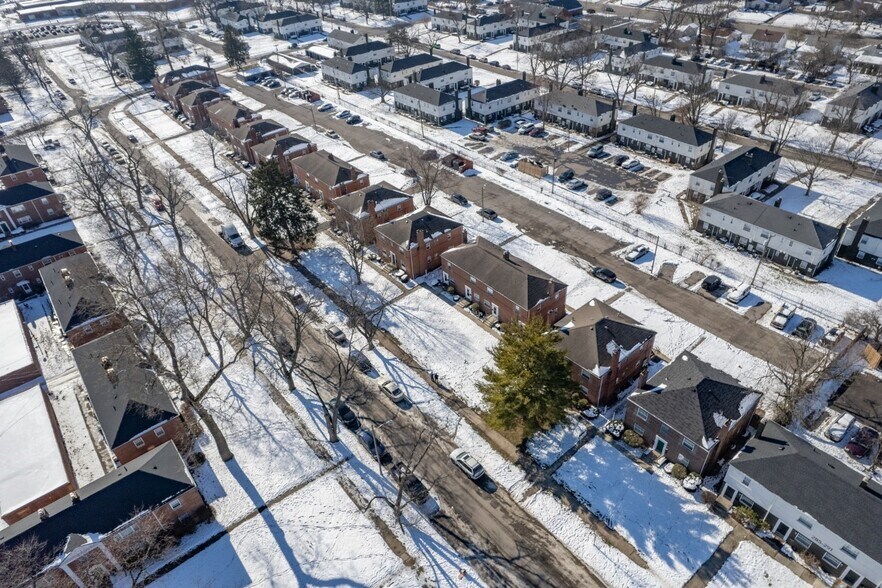 More Photos Of 299-377 Mayfair Blvd, Columbus Apartments For Sale