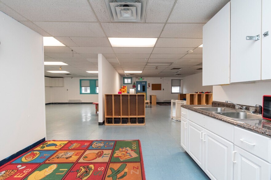 More Photos Of 211 Wise Ave, Dundalk Schools For Sale