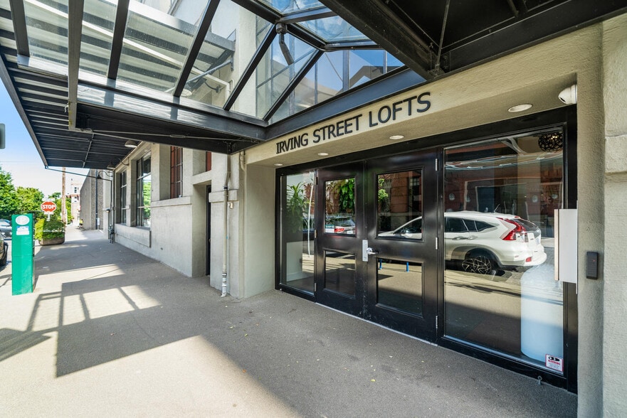 Primary Photo Of 1314 NW Irving St, Portland Office For Sale