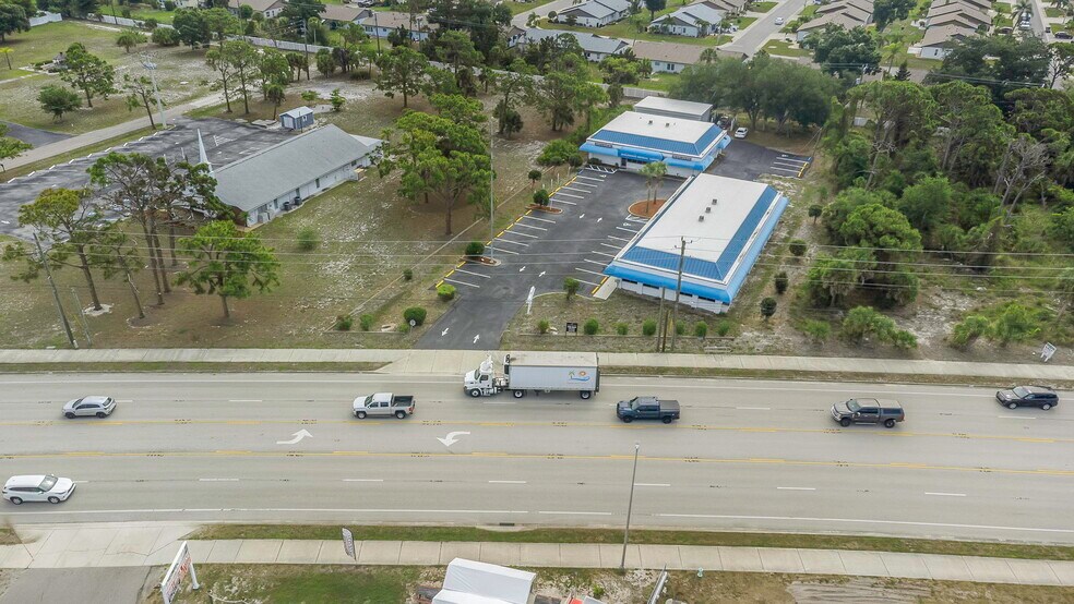 More Photos Of 655 N Indiana Ave, Englewood Medical For Sale