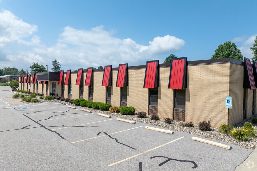 More Photos Of 10060 Brecksville Rd, Brecksville Manufacturing For Lease