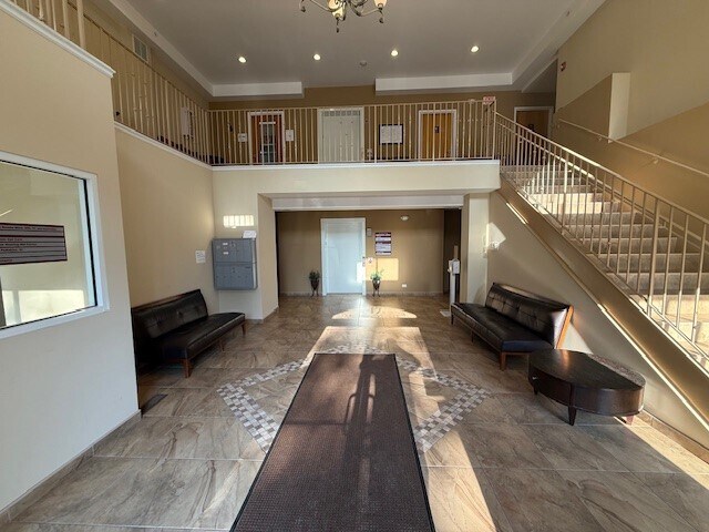 More Photos Of 47 S 6th Ave, La Grange Office For Lease