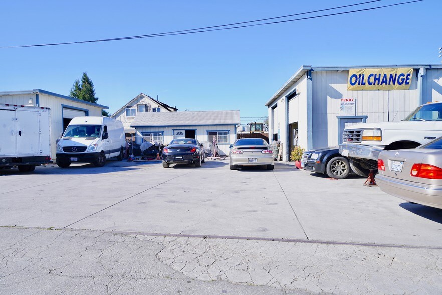 More Photos Of 538 Santa Ana Ave, San Jose Service For Sale
