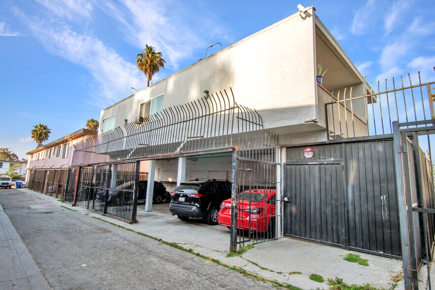 More Photos Of 3849 Stevely Ave, Los Angeles Apartments For Sale