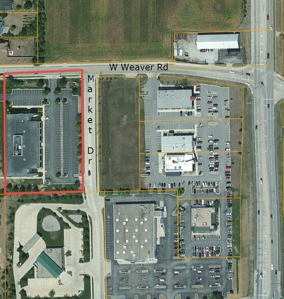 More Photos Of 241 W Weaver Rd, Forsyth Medical For Lease