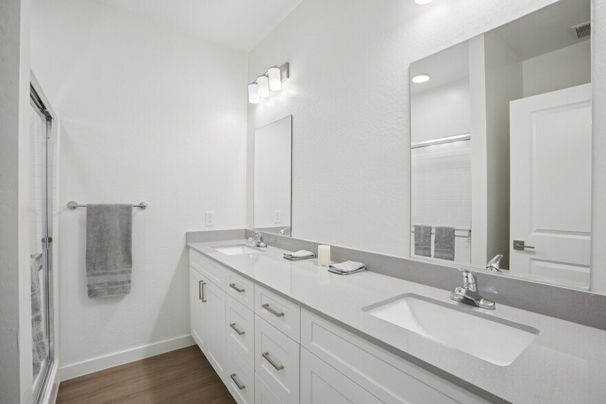 More Photos Of 4630 N 23rd Ave, Phoenix Apartments For Sale