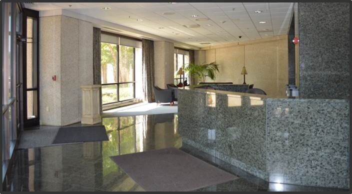 More Photos Of 1 Allied Dr, Little Rock Office For Sale
