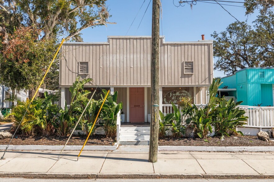 More Photos Of 132 7th Ave S, Safety Harbor Restaurant For Sale