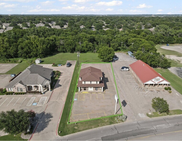 Primary Photo Of 400 N Ridgeway Dr, Cleburne Medical For Sale