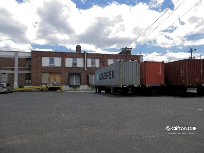 More Photos Of 365 Coit St, Irvington Industrial For Sale