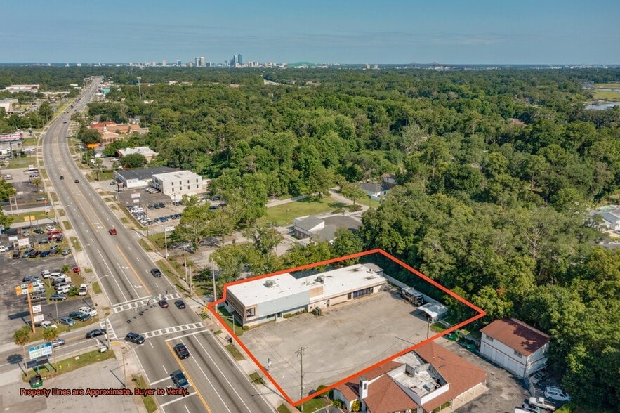 More Photos Of 6701 Beach Blvd, Jacksonville Freestanding For Lease