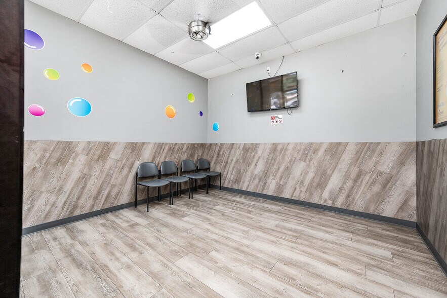 More Photos Of 8530 S Braeswood Blvd, Houston Freestanding For Lease