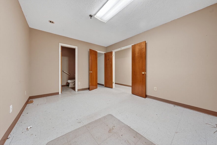 More Photos Of 1324-1325 Highway 195, Jasper Assisted Living For Sale