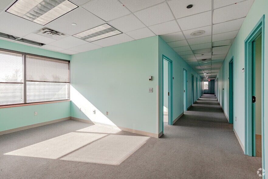More Photos Of 500 Scarborough Dr, Egg Harbor Township Unknown For Lease