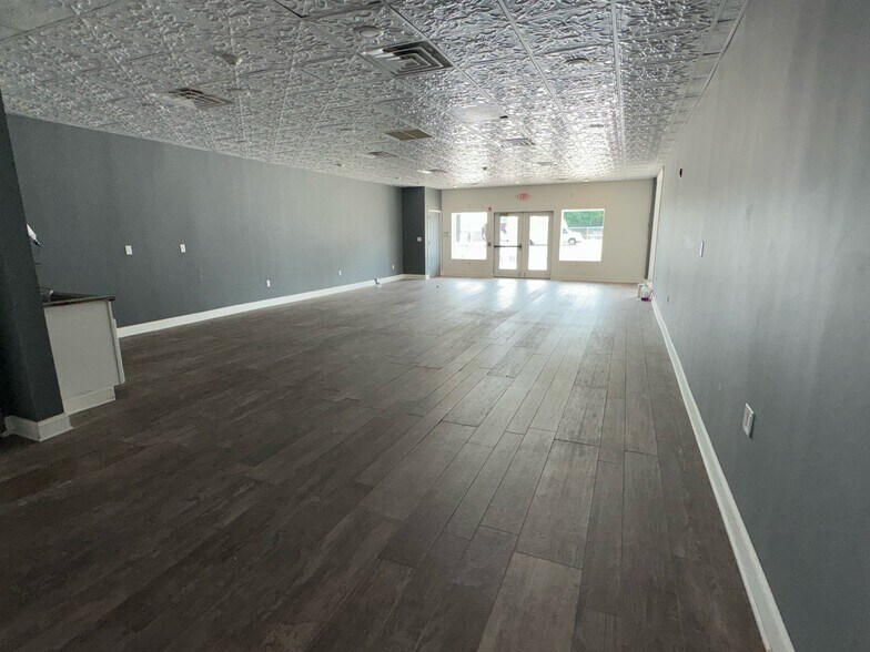 More Photos Of 58 Halstead Ave, Harrison Storefront Retail Office For Lease