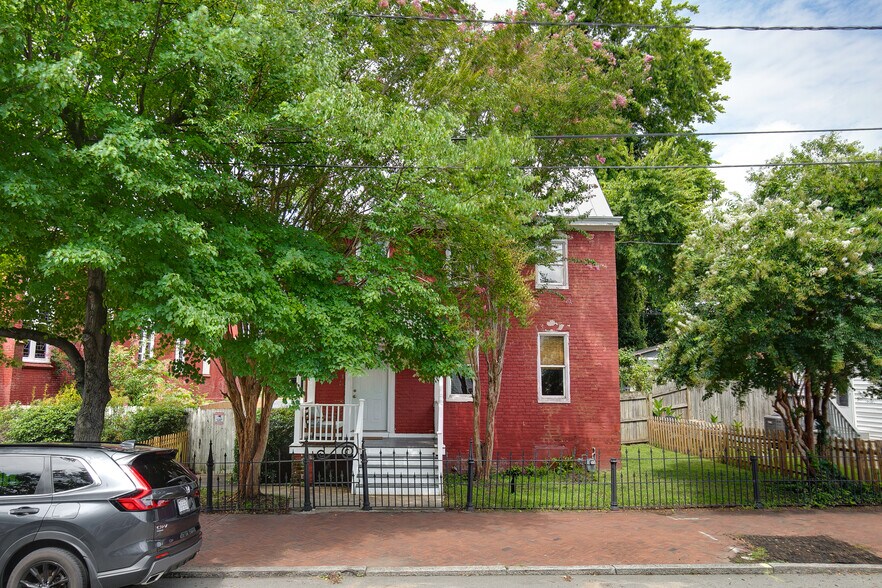 More Photos Of 2608 E Marshall St, Richmond Apartments For Sale