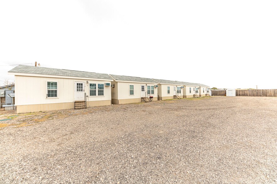 More Photos Of 4301 S County Road 1135, Midland Specialty For Lease