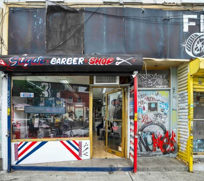 More Photos Of 1536 Gates Ave, Brooklyn Flex For Sale