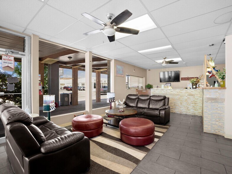 More Photos Of 145 S Main St, Richfield Hotel For Sale