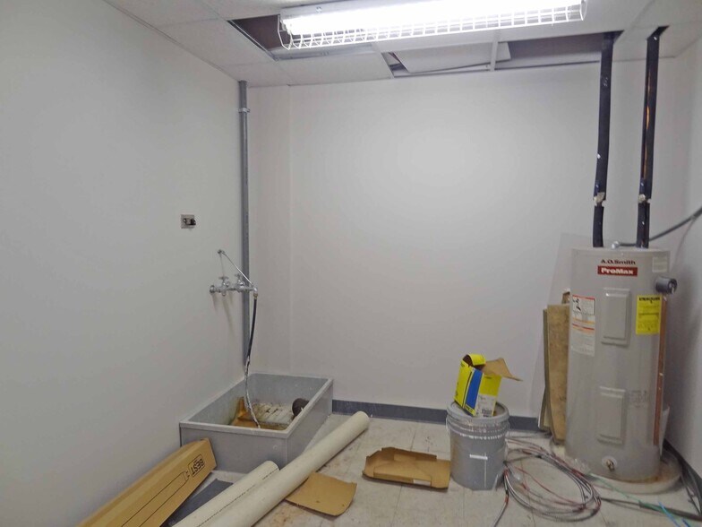 More Photos Of 1311-1319 Pineview Dr, Morgantown Medical For Sale