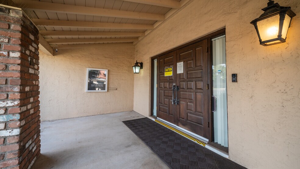 More Photos Of 2530 S Rural Rd, Tempe Office Residential For Lease