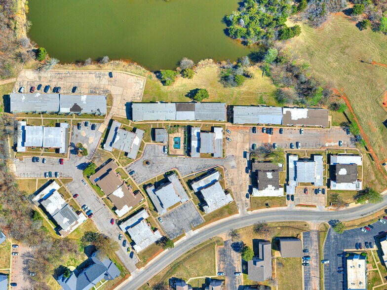 More Photos Of 7404 Lyrewood Ln, Oklahoma City Apartments For Sale