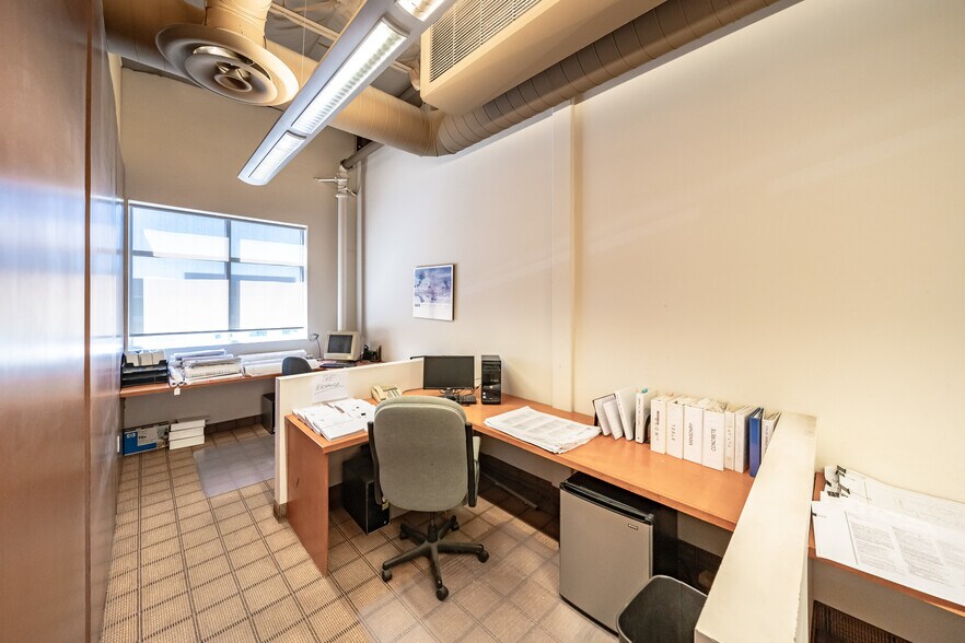 More Photos Of 26501 Rancho Pky S, Lake Forest Office For Sale