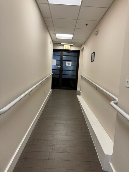 More Photos Of 4770 Biscayne Blvd, Miami Office Residential For Sale