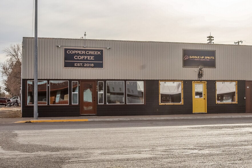 More Photos Of 426 Central Ave, Fairfield Storefront For Sale