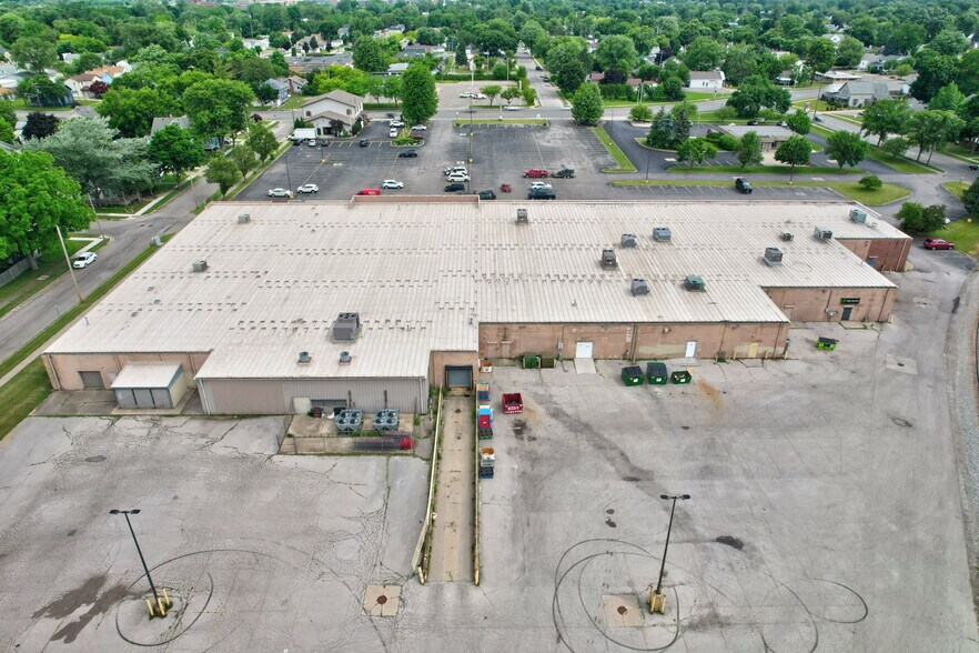 More Photos Of 900-1000 Lafayette Ave, Bay City Unknown For Lease