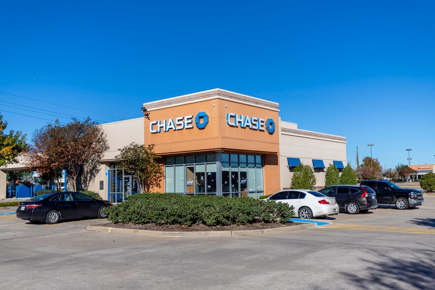 More Photos Of 1110-1550 Fry Rd, Houston General Retail For Lease
