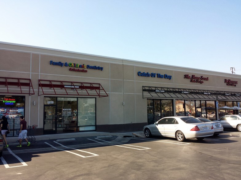 More Photos Of 6854-6862 Edinger Ave, Huntington Beach Freestanding For Lease