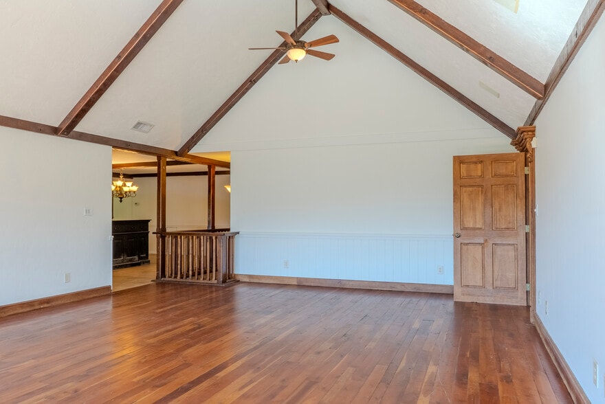 More Photos Of 8356 Sylva Rd, Franklin Office For Sale