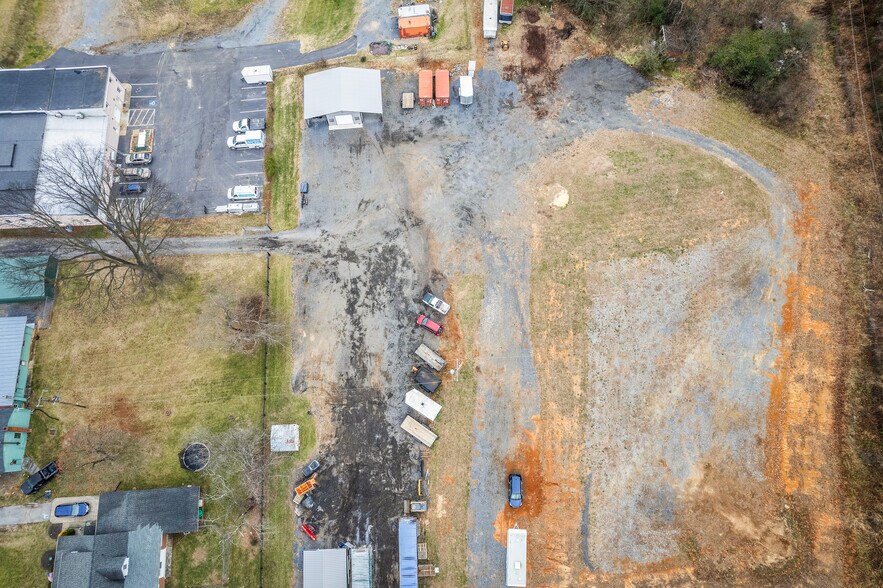 More Photos Of 18719 Old Valley Pike, Edinburg General Retail For Sale