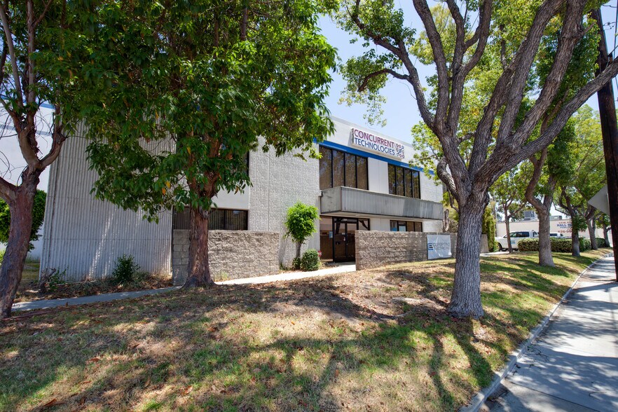 More Photos Of 16119-16125 E Gale Ave, City of Industry Warehouse For Sale