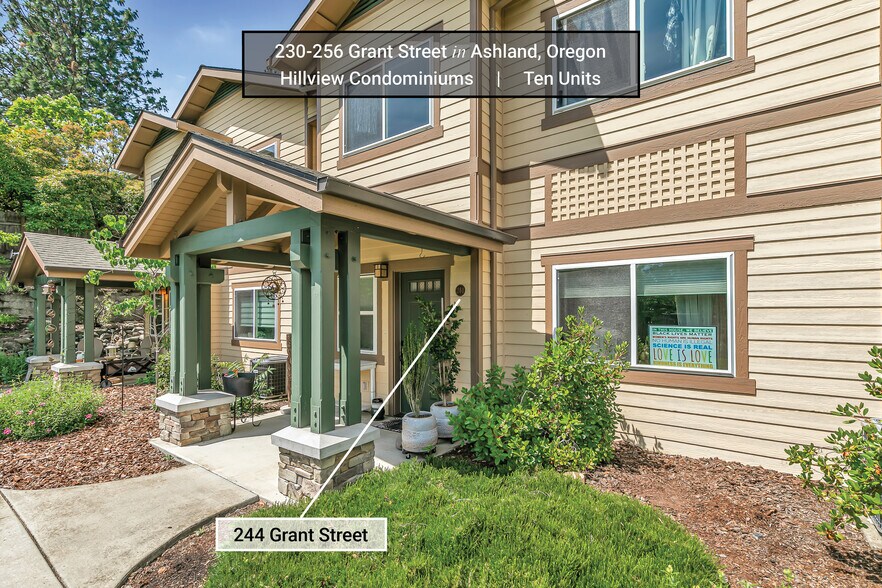 More Photos Of 230 Grant St, Ashland Multifamily For Sale
