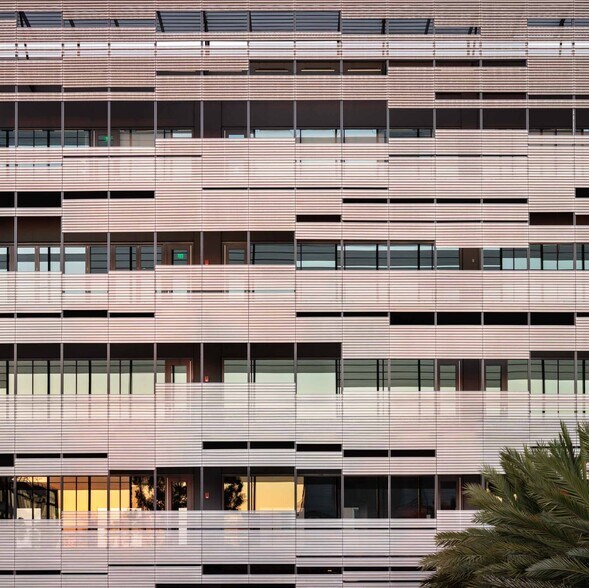 More Photos Of 5533 Waters Edge Way, Playa Vista Office For Lease