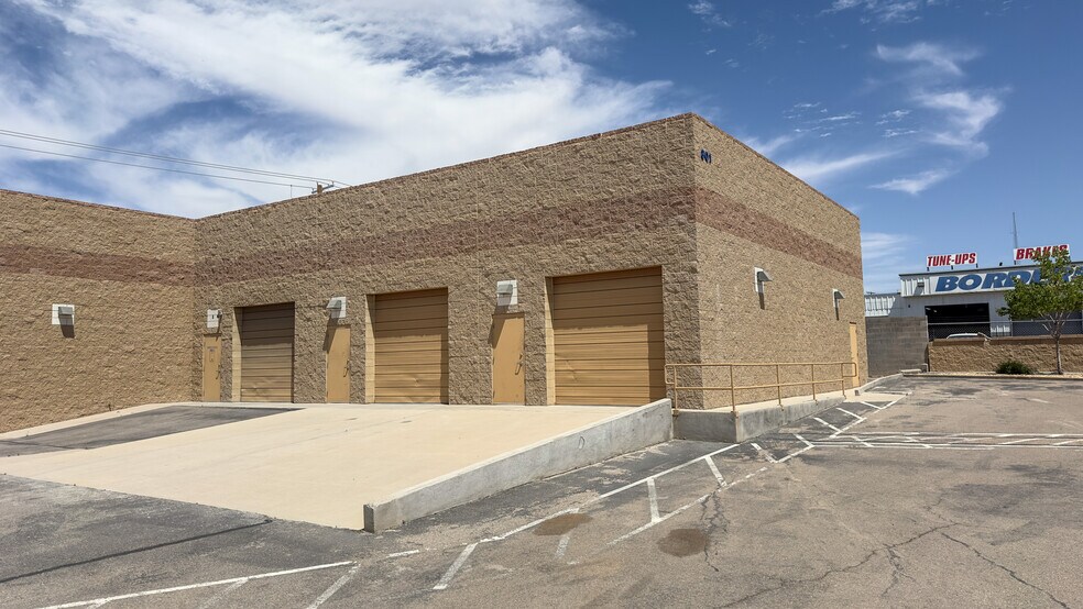 More Photos Of 801 Pendale Rd, El Paso Distribution For Sale
