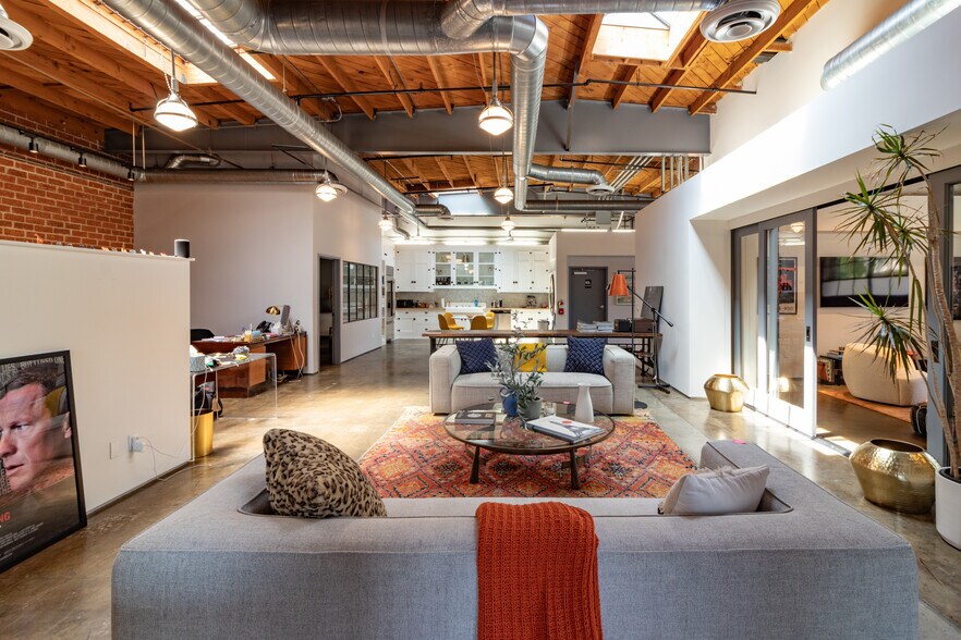 More Photos Of 3002 Pennsylvania Ave, Santa Monica Loft Creative Space For Sale