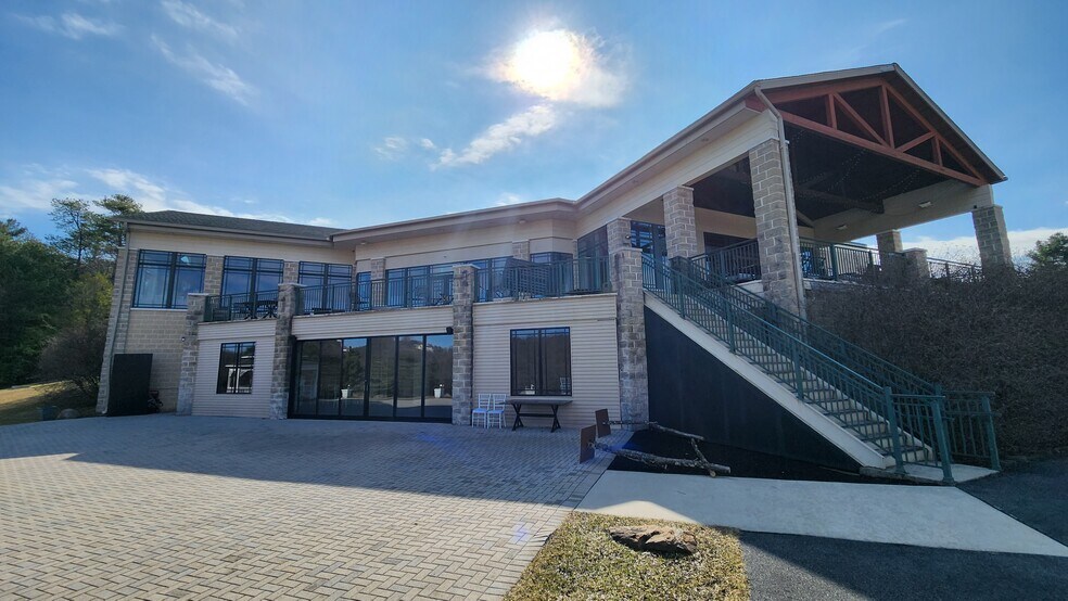 More Photos Of 2230 Fireline Rd, Palmerton Restaurant For Sale